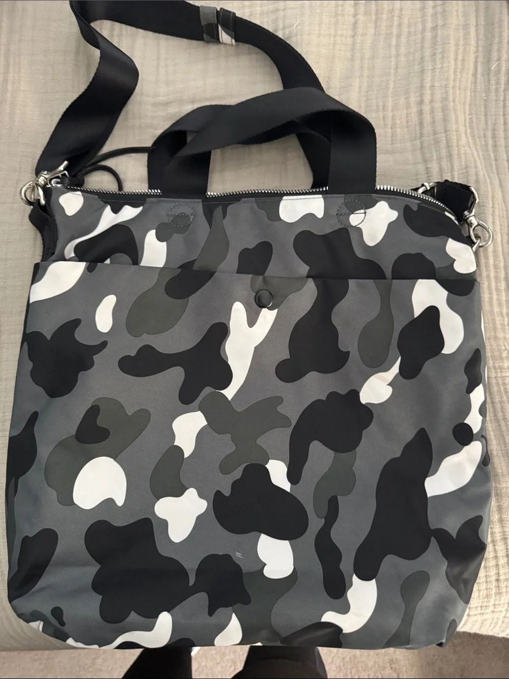 Shortylove Wonder Black/Gray/White Camo Large Crossbody Messenger Bag